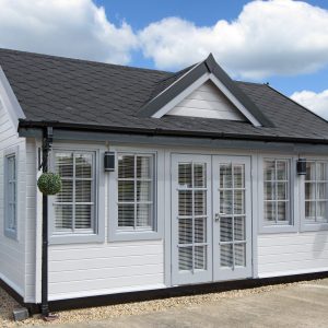 Blokhut - - Blokhut - Tuinhuis Clockhouse Trevor | 70 mm | vuren bruin geïmpregneerd